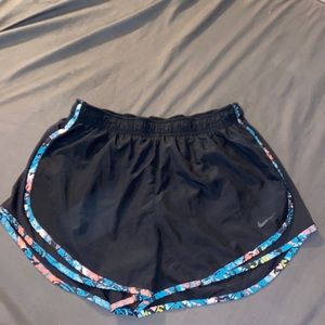 Like New Nike shorts worn twice